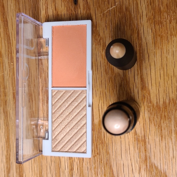 Makeup Bundle New and Unused - Picture 3 of 5